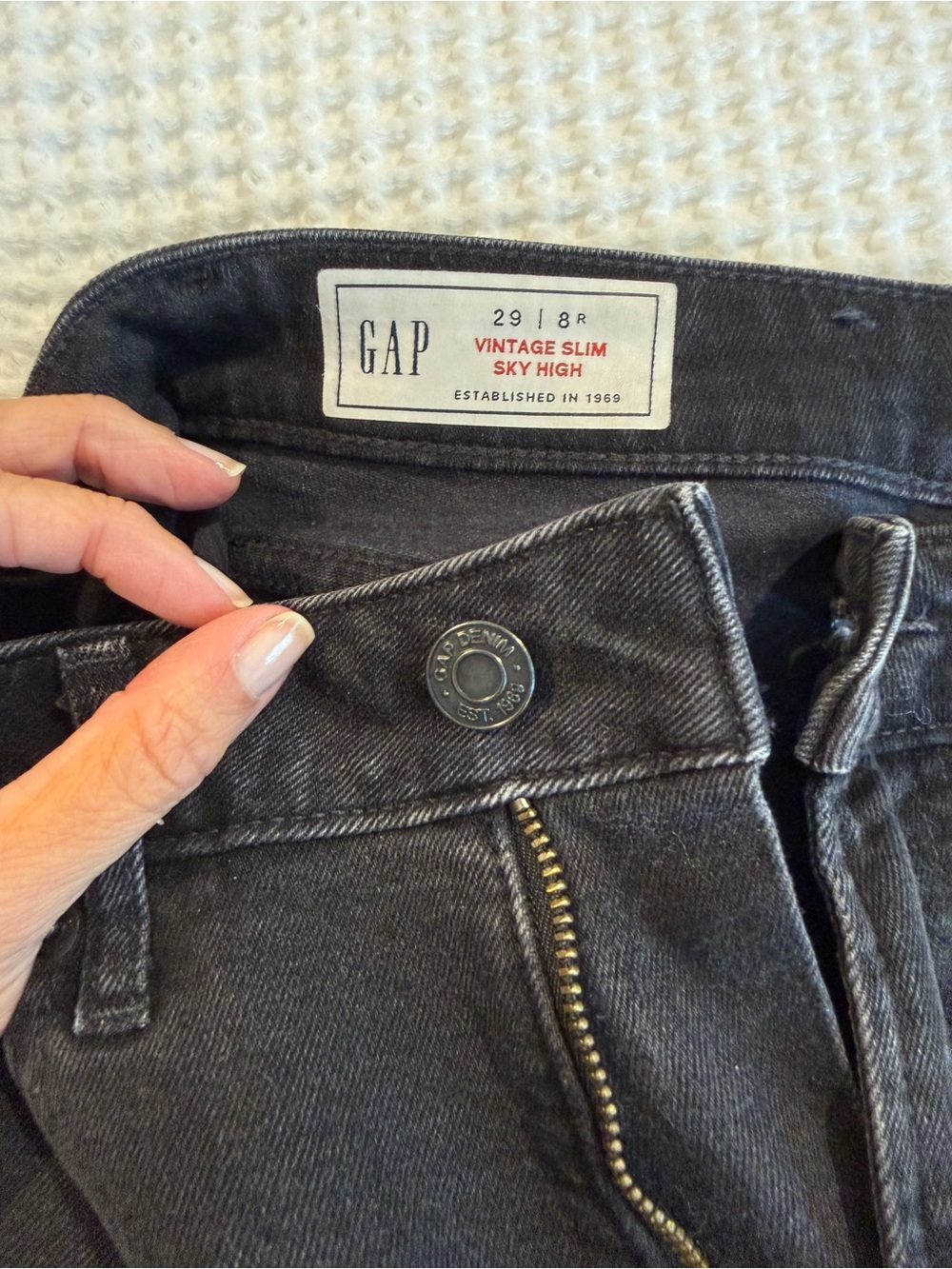 GAP Vintage Slim Sky High Women’s Jeans — Charcoal Black